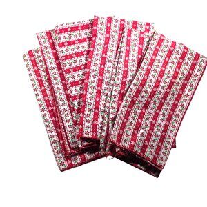 Set Of six Red & White Christmas Cloth Napkins Snowflakes Cotton Holiday Linens